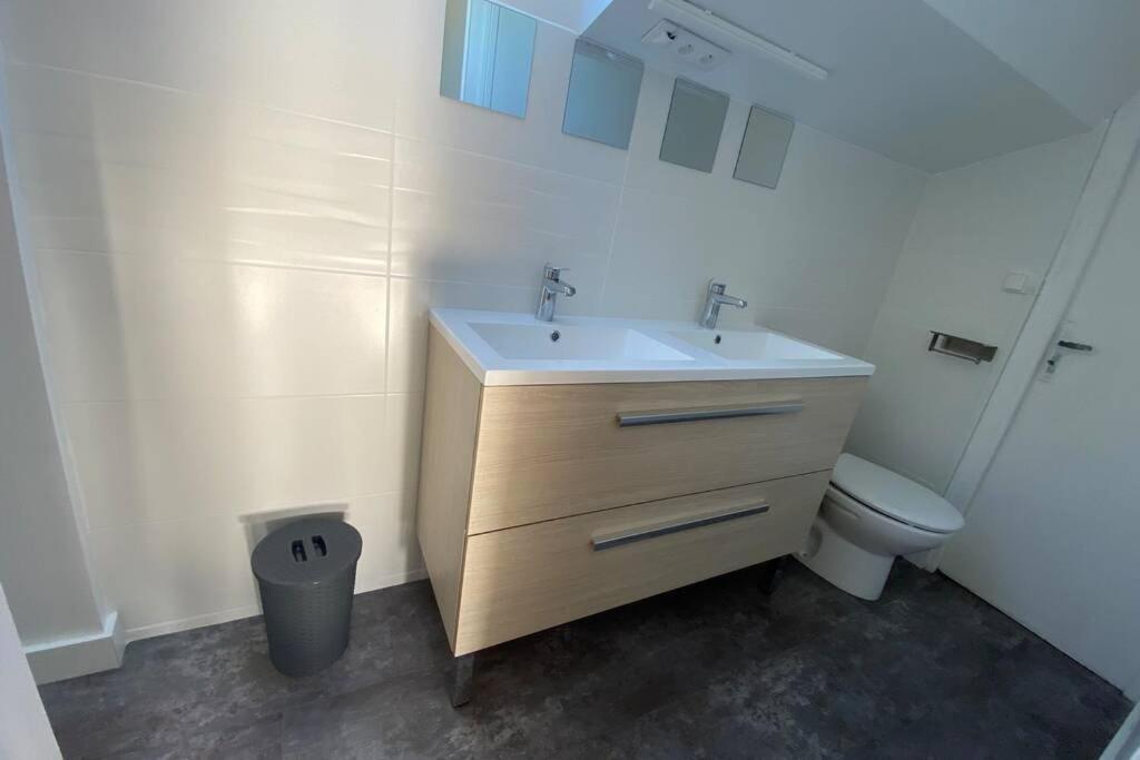 Lumineux Cancale, 80m2, 3 Chambres. * Cancale